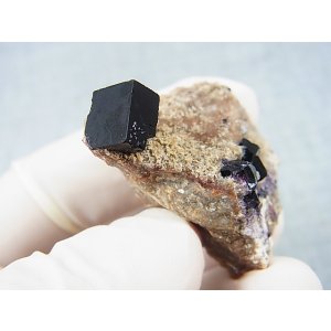 画像: ドイツ・10000リッター鉱山産ブラックフローライト原石 21.1g