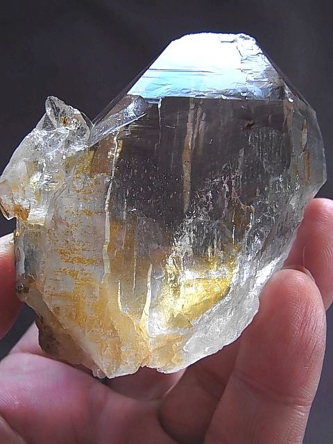 画像: スカルドゥ産オーラ付きターミネイテッド型水晶原石217.0g