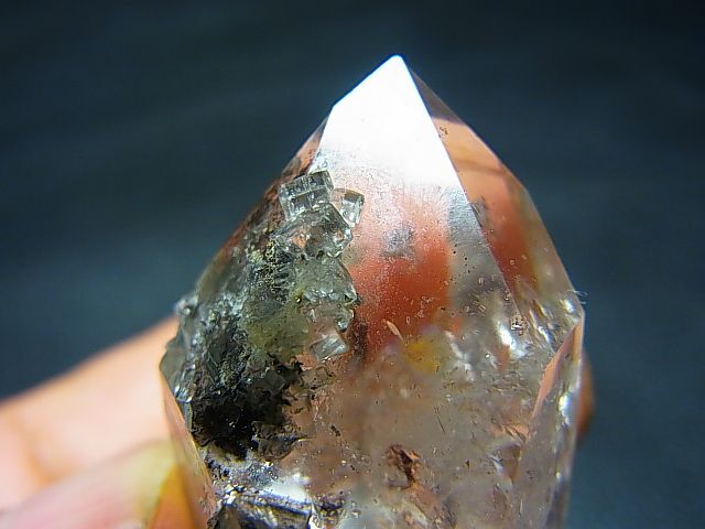 画像: スペイン・アストゥリアス産クリアDT水晶（水入り＆フローライト付き）23.4g