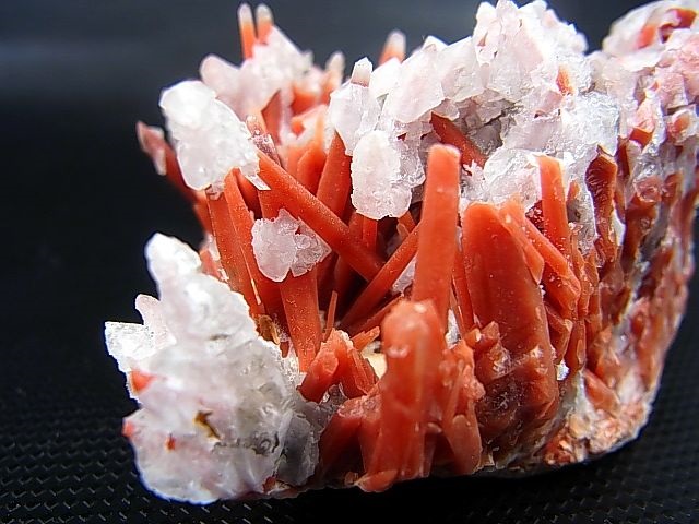 画像: ダルネゴルスク産レッドクオーツ 99.1g