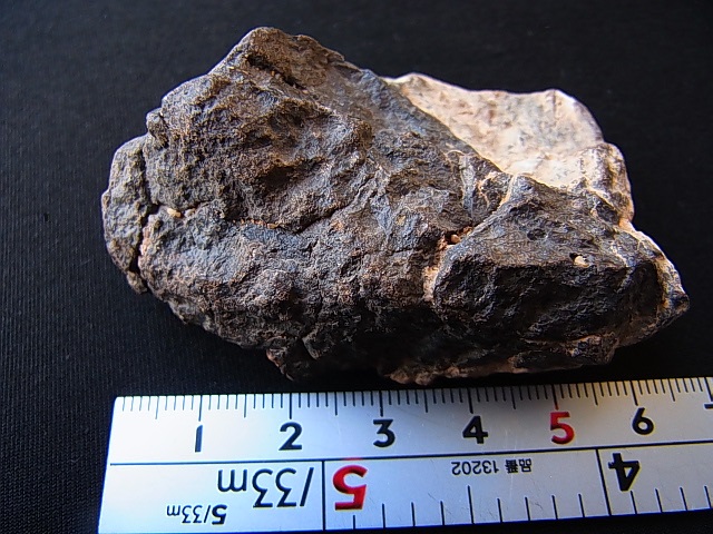 画像: モロッコ産コンドライト隕石92.2g