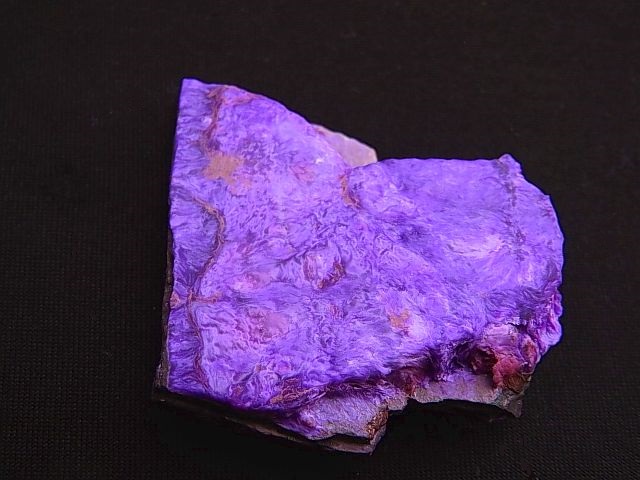 パープルピンクスギライト原石26.6g - パーフェクトストーン PERFECT STONE