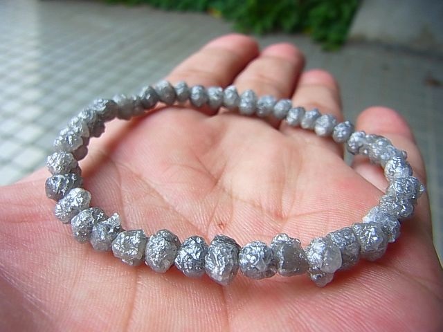 画像: 天然ダイヤモンド原石(ホワイト)ブレスレット 60カラット 内寸：約16cm