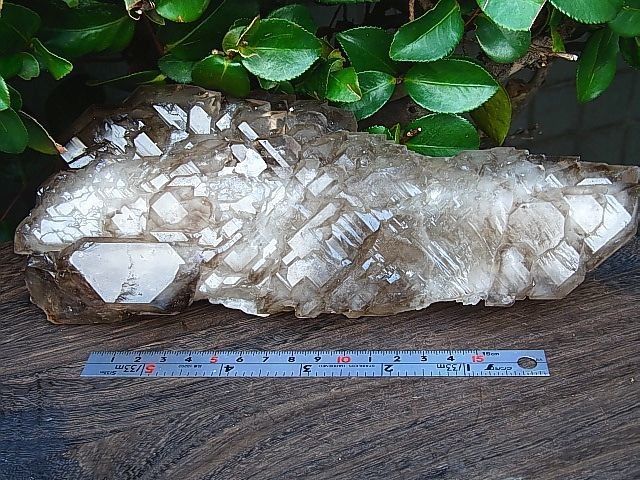画像: ブラジル産ジャカレー水晶（大型・キャビネットサイズ）原石1,686g