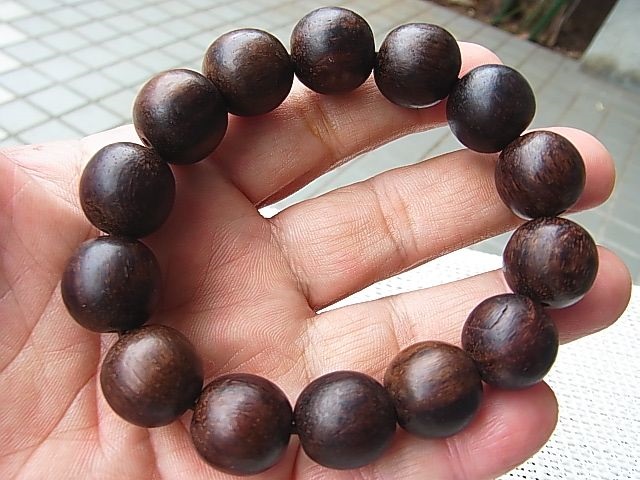 画像: 大玉：天然未処理・沈香（じんこう）粒売りビーズ16mm平均