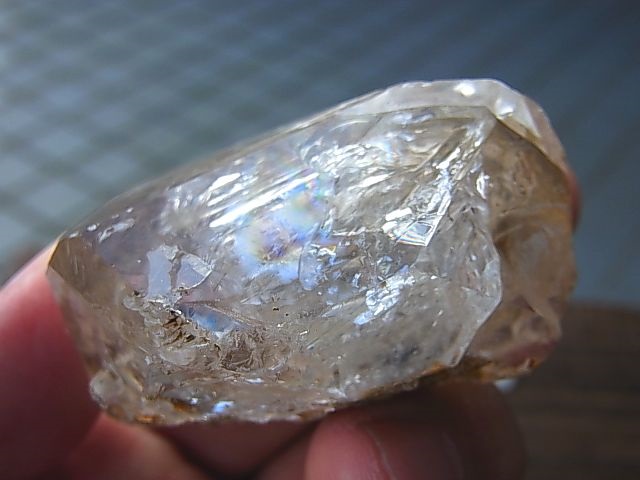 画像: ニューヨーク・ハーキマー鉱山産レインボー・エレスチャル水晶原石92.1g