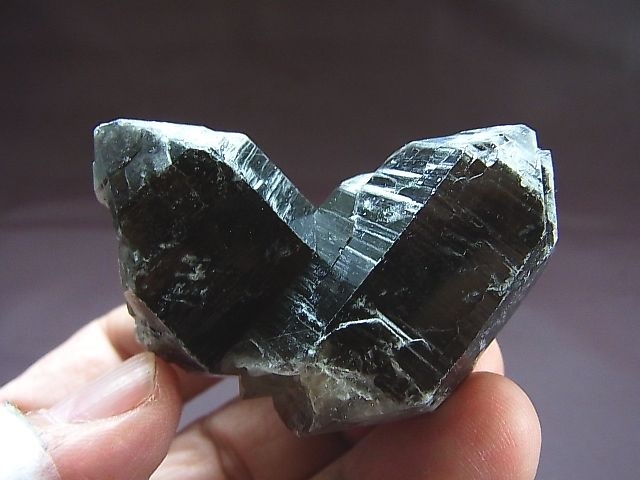画像: アイダホ産ケアンゴーム水晶（双晶）原石81.2g