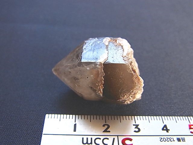 画像: サンタ・テレサ産キャップオンスモーキー水晶ポイント18.8g
