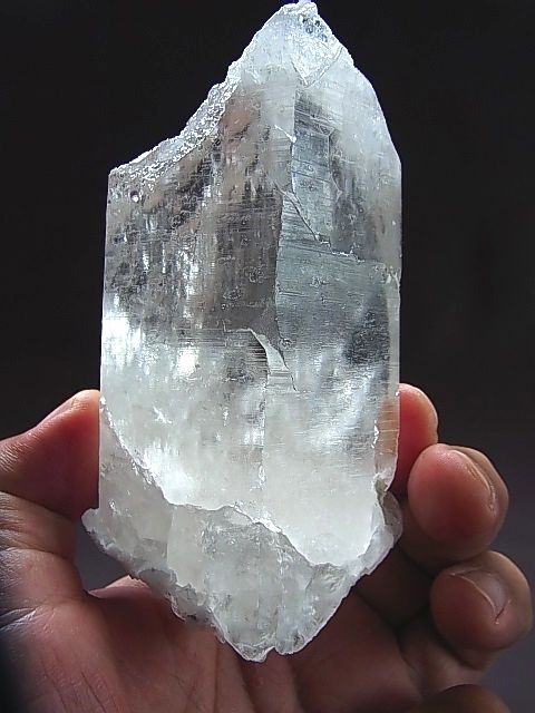 スカルドゥ産アイスクリスタル（セルフヒールド型カテドラル水晶 