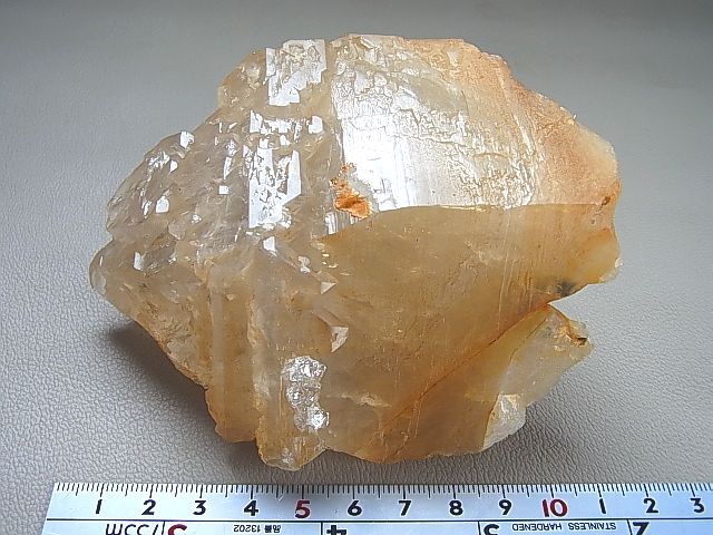 画像: キャビネットサイズ：スカルドゥ産カテドラル型エレスチャル水晶554g