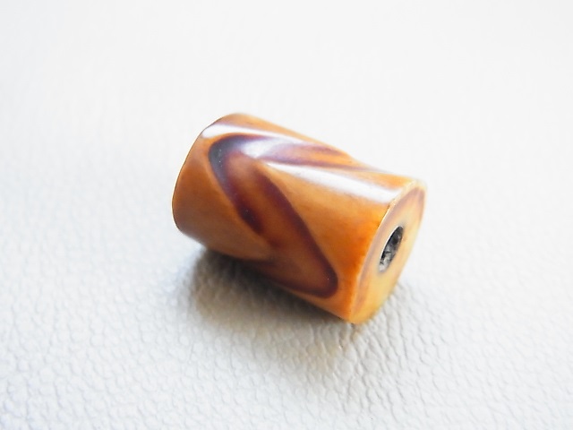 画像: レリーフ天珠「虎牙」 直径約12×16.5mm
