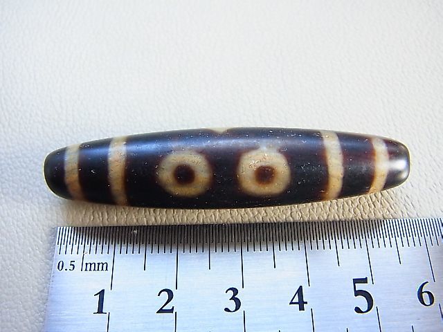 画像: 「三眼」（ドラゴンライン入り）至純（現代）天珠 直径約12.5×58mm