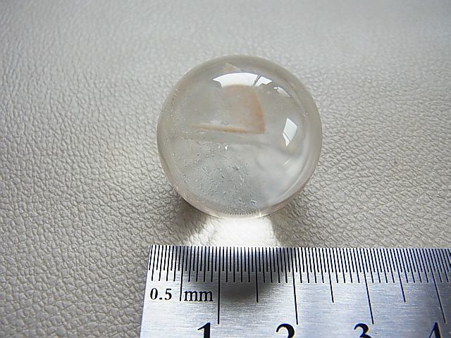 画像: ガネーシュヒマール・ファントム付きクリア水晶スフィア22.5mm