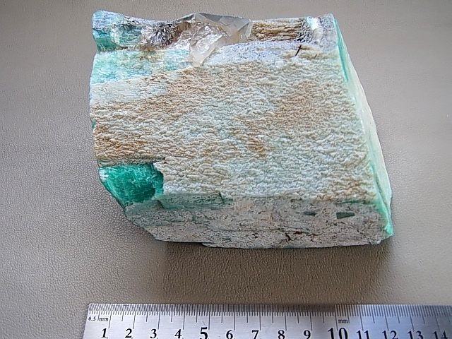 画像: キャビネットサイズ：コラ半島産アマゾナイト原石1,270g