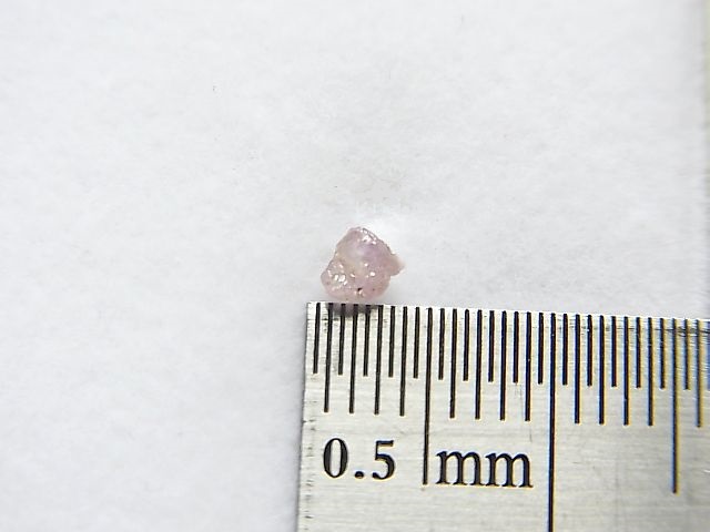 画像: アーガイル産ダイヤモンド（シルバー＆ピンク）原石 0.1カラット