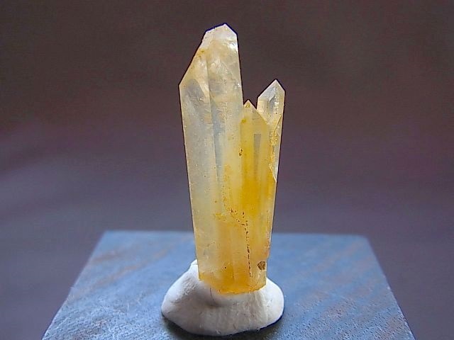 国産鉱物　うっすら黄色水晶　奈良県産