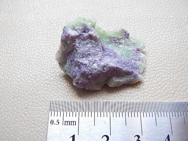画像: ボリビア産パープルフローライトインリザルダイト原石9.2g
