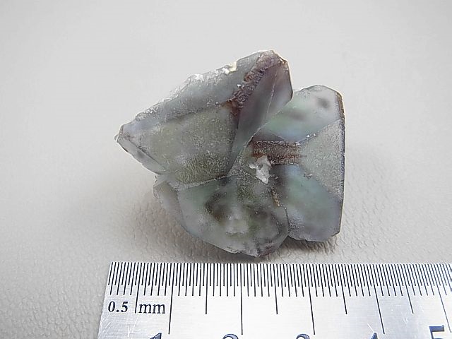 画像: ナミビア・オコルス鉱山産ブルーグリーンフローライト原石23.6g