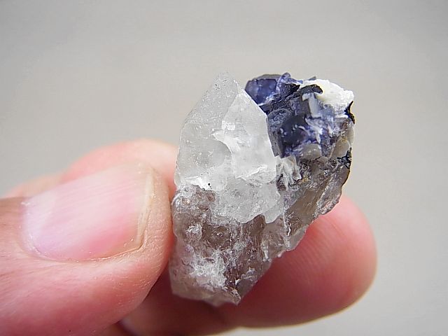 画像: ナミビア・エロンゴ産ブルーフローライト＆水晶＆マイカ（雲母片岩）原石10.2g