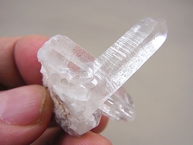 画像: マニカラン産ナチュラルブラスト・クリア水晶原石15.1g