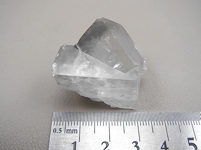 画像: スペイン産クリアドロマイト原石（ゾーニングあり）22.2g