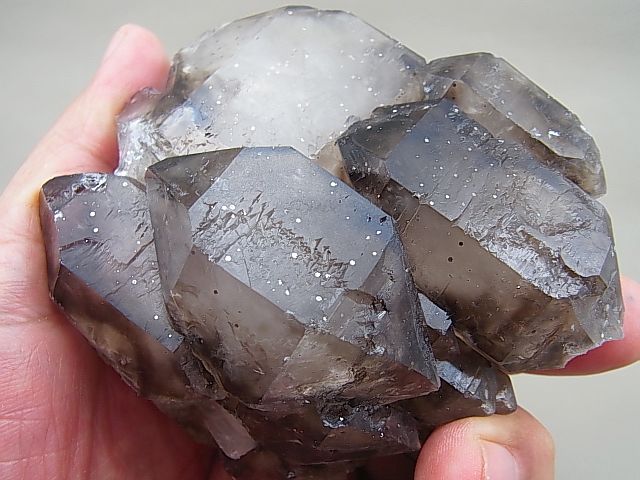 画像: タンザニア産ジャカレー水晶（スモーキー/マーカサイト入り）382.0g