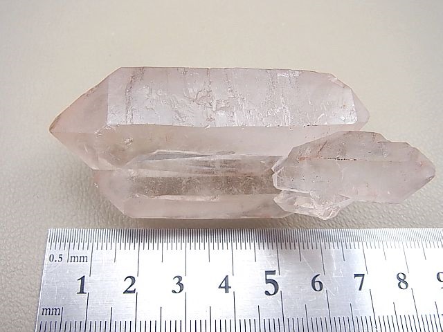 画像: タンザニア産モンドクオーツ・ペネトレーター型水晶（レインボー入り）73.7g
