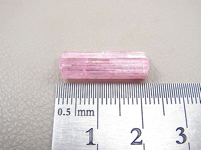 画像: ピンクトルマリン結晶 8.8カラット