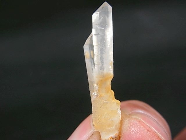 画像: 五代松鉱山産トラピチェ・レモン水晶（3連晶）1.6g