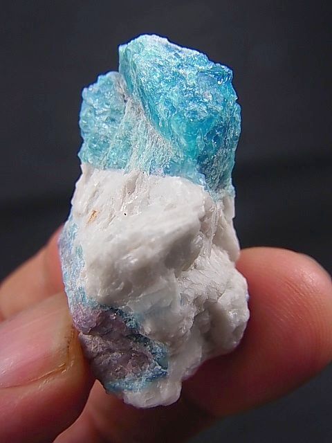 パライバトルマリン原石19.8g