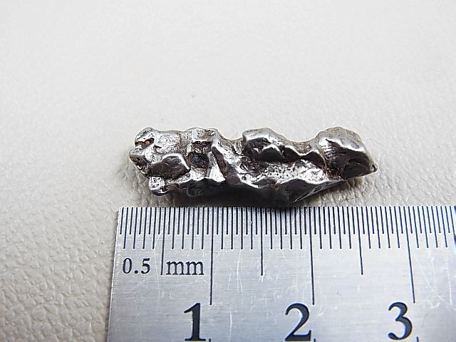 画像: カンポ・デル・シエロ鉄隕石4.5g