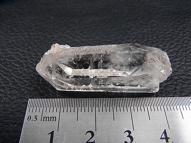 画像: ダルネゴルスク産クリア水晶（ダブルポイント）12.2g