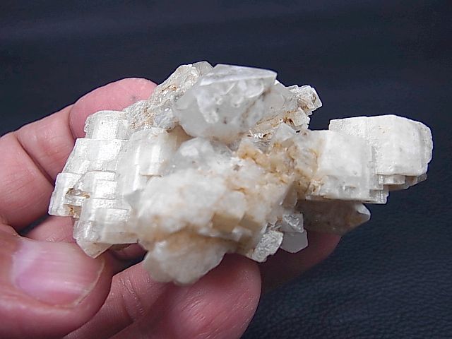 画像: ダルネゴルスク産フェルドスパー（カリ長石）付き水晶原石 82.3g
