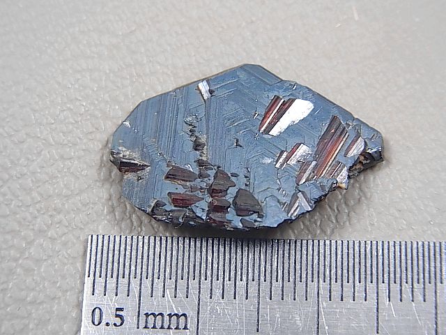 画像: スイスアルプスCavradi産ヘマタイト&ルチル原石 2.3g