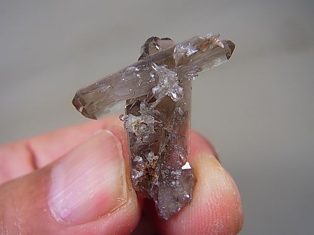 画像2: マラウイ産エジリン＆水晶原石（貫入り） 2.6g