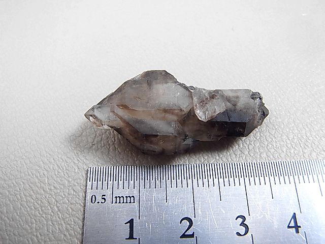 画像: マラウイ産エジリン＆水晶原石（セプター） 7.3g