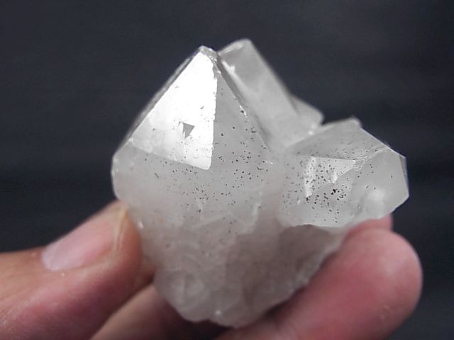 画像: ダルネゴルスク産水晶原石 83.1g