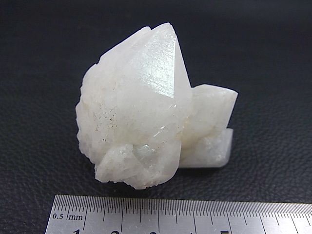 画像: ベトナム産スノーホワイトクリスタル（ＤＴ型/ホワイトインクルージョン水晶） 82.3g