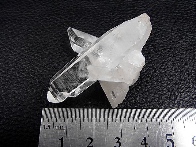 画像: ベトナム産マトリクス水晶（クリア/貫入り） 19.2g