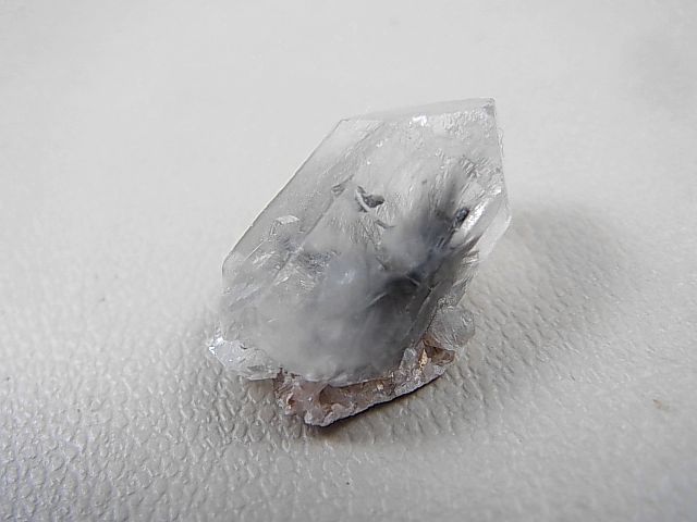 画像: ブラジル産プラチナルチル入り水晶原石（ブルッカイトインクオーツ） 4.6g