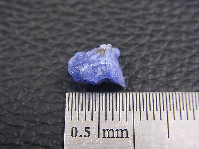 画像: ベトナムLuc Yen産コバルトスピネル原石結晶（蛍光/カラーチェンジ） 2.0カラット