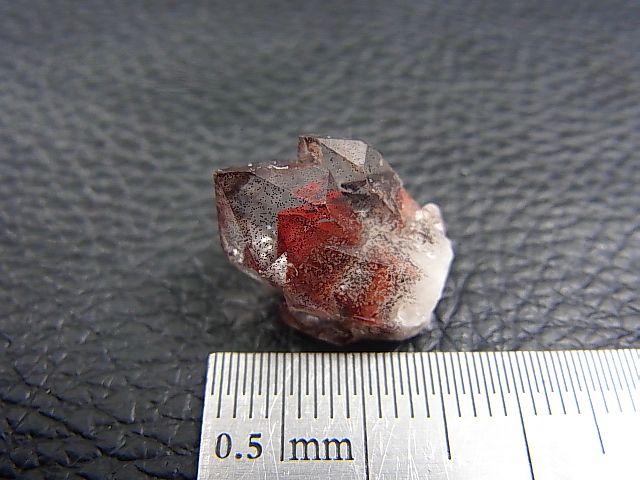 画像: オレンジリバー産ヘマタイトファントム水晶（ダブルポイント） 2.4g