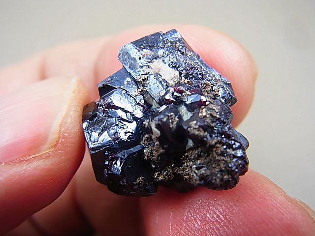 画像: シベリア産キュープライト（赤銅鉱）八面体連晶結晶 15.3g