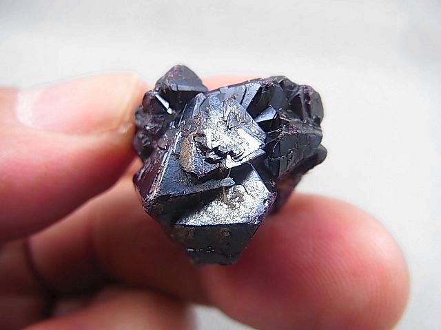 画像: シベリア産キュープライト（赤銅鉱）八面体連晶結晶 28.1g
