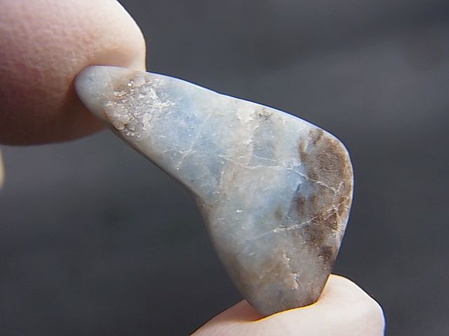 糸魚川入りコン沢産青ひすい原石 3.1g