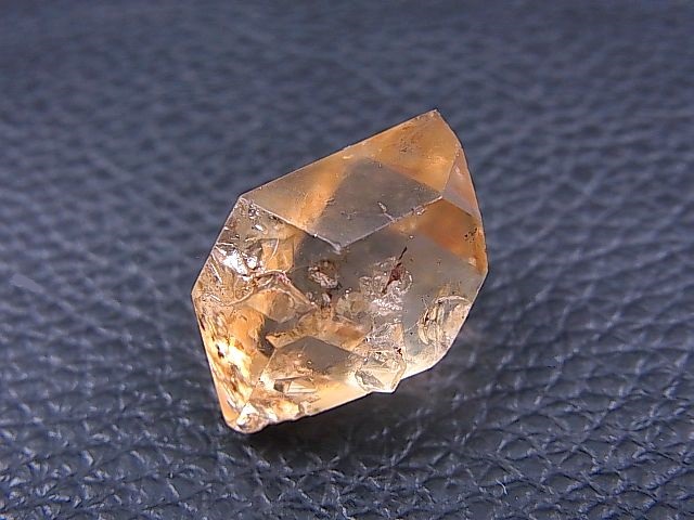 画像: ザンビア産オレンジＤＴ水晶（バイオタイト含有） 4.4g