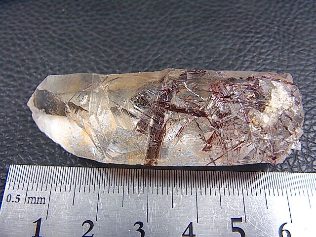 画像: ブラジル産プラチナルチル入り水晶原石（インターフェレンス） 33.0g