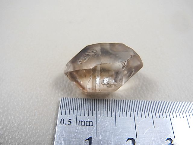 画像: ザンビア産シトリンＤＴ水晶（バイオタイト含有） 5.4g