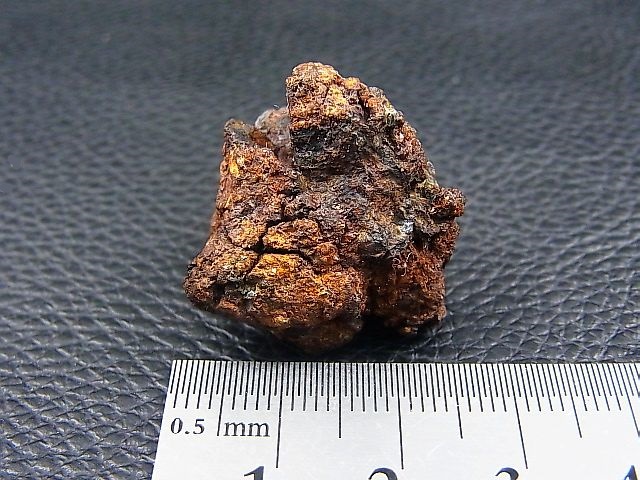 画像: ケニア産セリコ・パラサイト隕石 15.2g