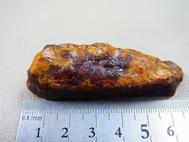 画像: トルコ産グリーンカラー蛍光フォックスアゲート（瑪瑙）原石（ハーフカット） 35.4g